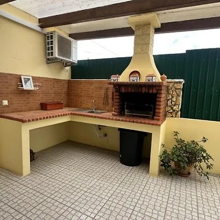 Toca Dos Coelhos * Silveira (Lisbon)